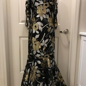 Elegant Black and Gold Floral Maxi Dress